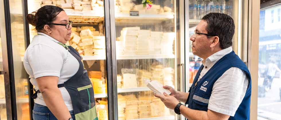 Realizan inspecciones en queserías para prevenir alza injustificada de precios