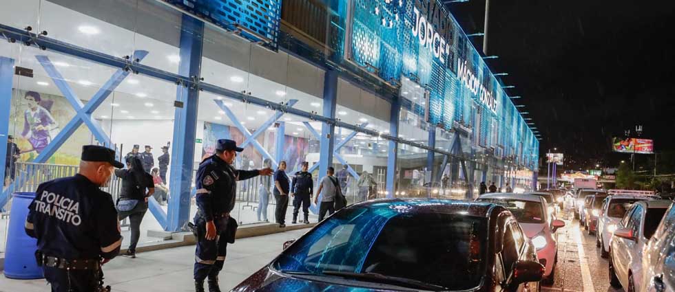 PNC garantiza seguridad en partido internacional de Firpo en el ‘Mágico’ Gonzáles