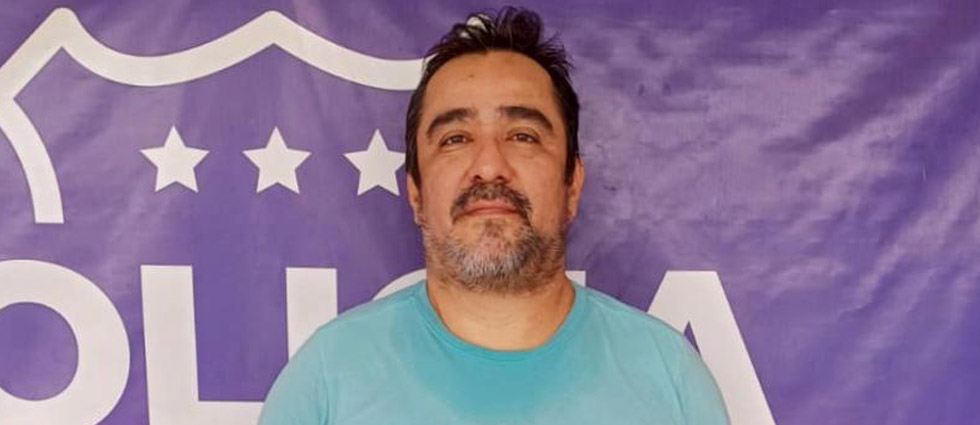 Capturan a sujeto que estafó miles de dólares entregando cheques sin fondos