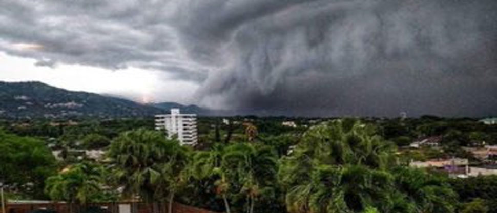JAMAICA: Huracán Beryl provoca siete fallecidos y millonarios daños tras su paso