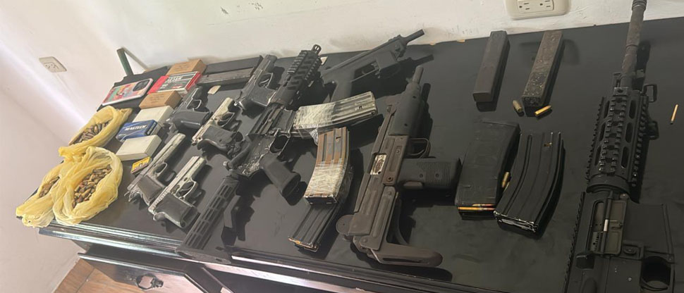 HONDURAS: decomisan fuerte arsenal y uniformes policiales de la MS en Intibucá