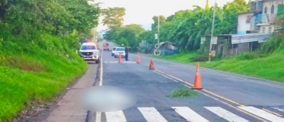 Peatón pierde la vida tras ser atropellado en la carretera Litoral
