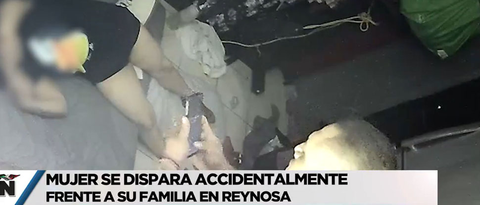 MÉXICO: Mujer pierde la vida al recibir un disparo cuando manipulaba un arma de fuego frente a su familia