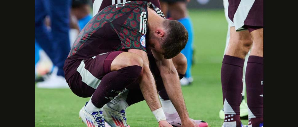 Periodistas mexicanos proponen la fórmula de la FESFUT para mejorar su juego: cambiar de técnico
