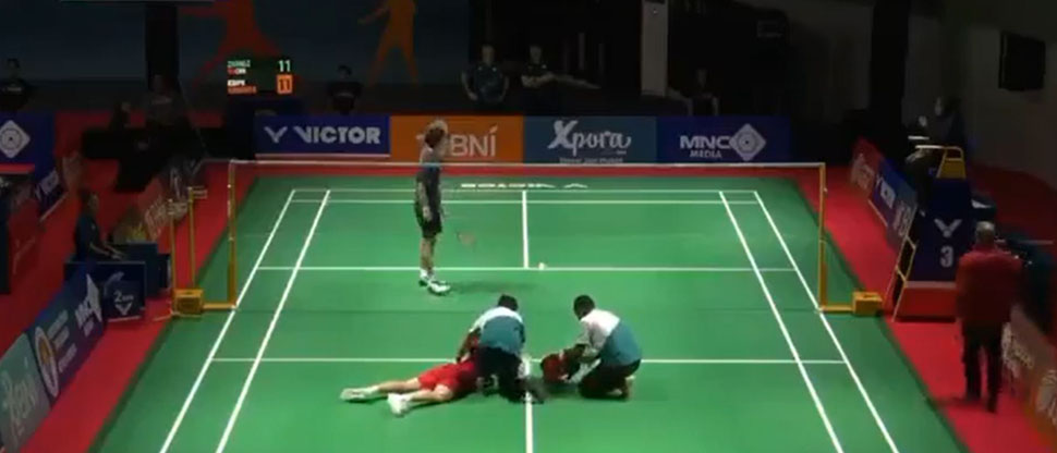 INDONESIA: Fallece jugador chino de Badminton de 17 años en pleno partido