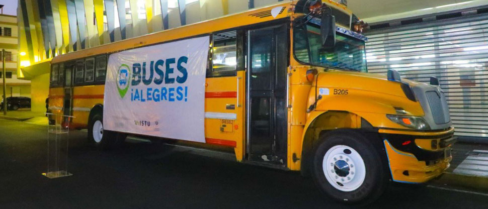 Se vienen las vacaciones de agosto y con ella los buses alegres