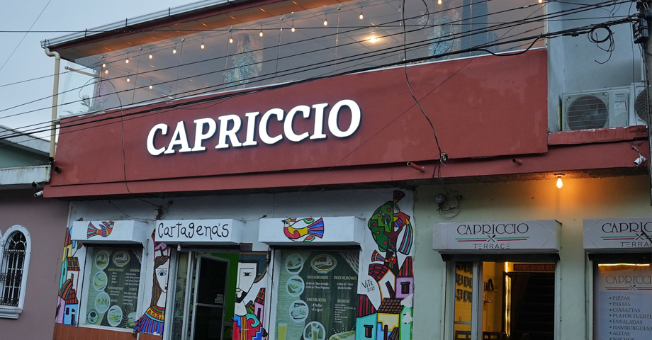 Presidente Bukele hace donación personal de café a emprendedores salvadoreños