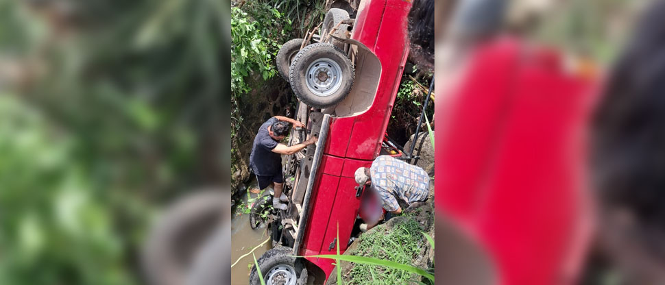 Varios lesionados tras caer vehículo hacia una quebrada en Chalatenango