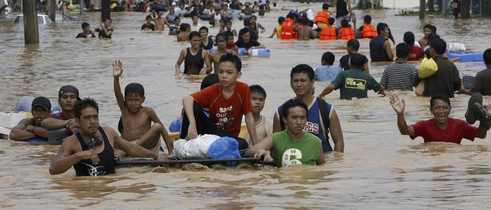FILIPINAS: Al menos 13 personas han fallecido a causa del tifón Carina