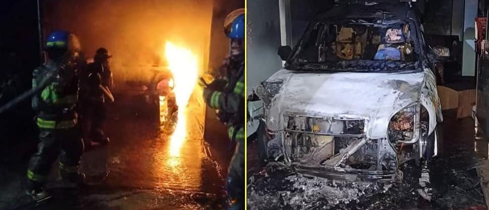 Bomberos auxilian a familia tras incendiarse vehículo dentro de su vivienda