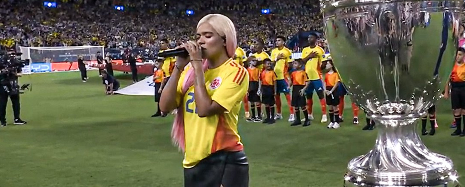 Karol G: Así interpretó el himno nacional de su país en la Final de la Copa américa