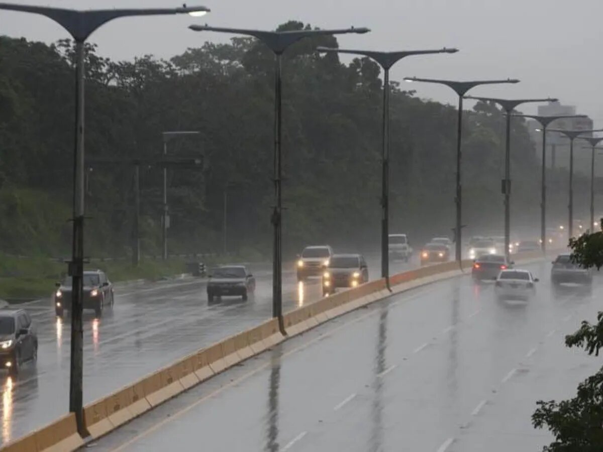 Cielo nublado y posibilidad de tormentas prevé el MARN para este miércoles