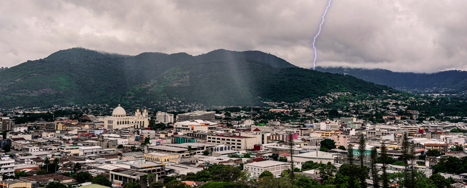 Reportan tormentas con actividad eléctrica en distintos puntos del país