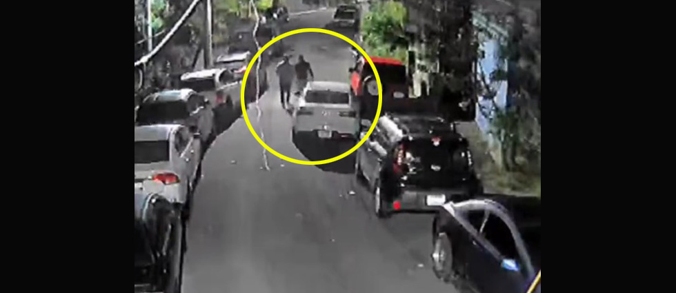 Denuncian a sujetos que hurtan en vehículos en Cuscatancingo