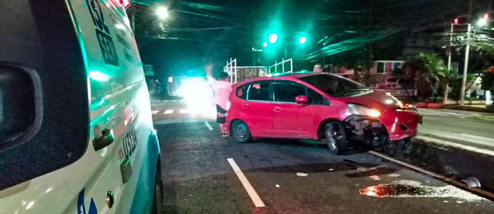 Joven de 21 años acaba en el hospital tras accidente en San Salvador