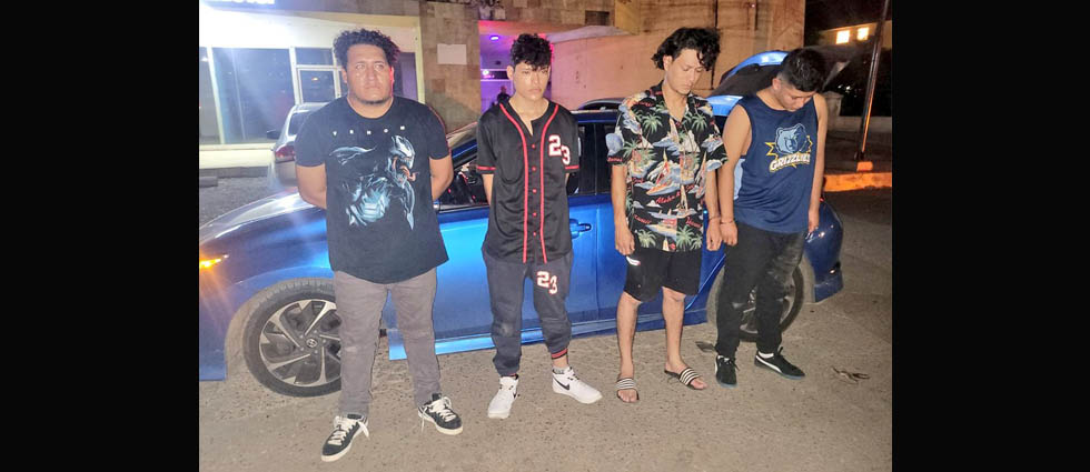 Arrestan a sujetos tras sorprenderlos con droga en La Libertad