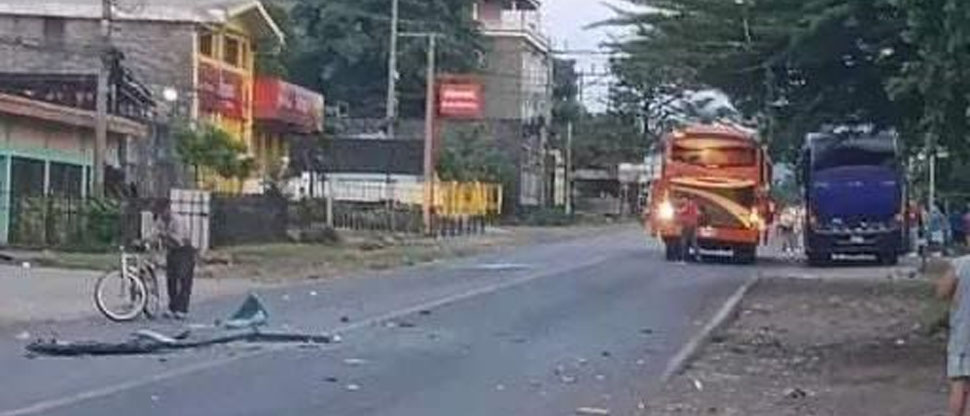 Buses que se “daban norte” protagonizan fuerte choque en La Unión