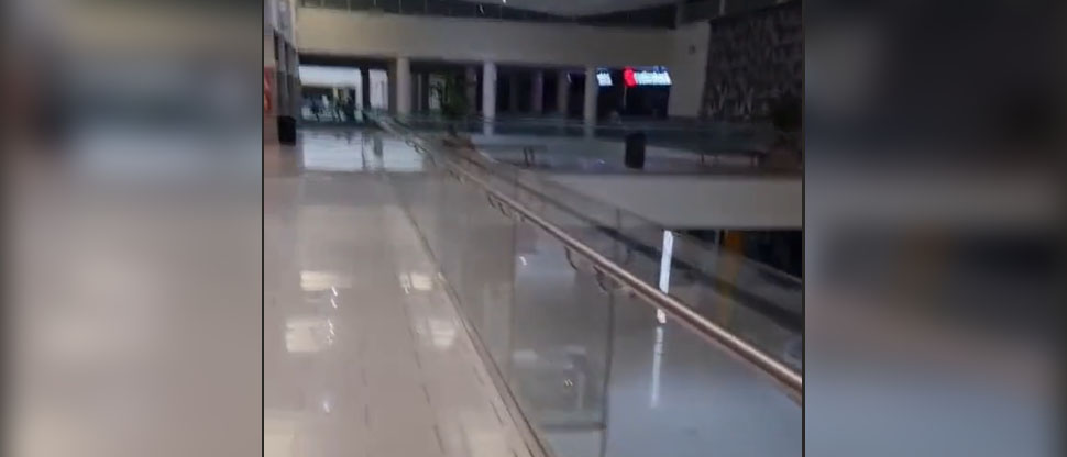 ¡Escalofriante! Graban supuesta actividad paranormal en popular centro comercial de San Salvador