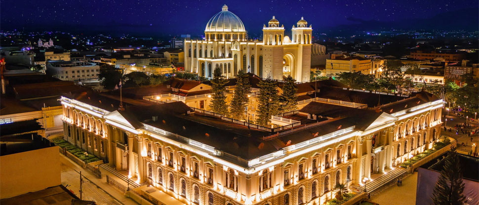 Tras anuncio del FMI mejora la calificación de riesgo de El Salvador