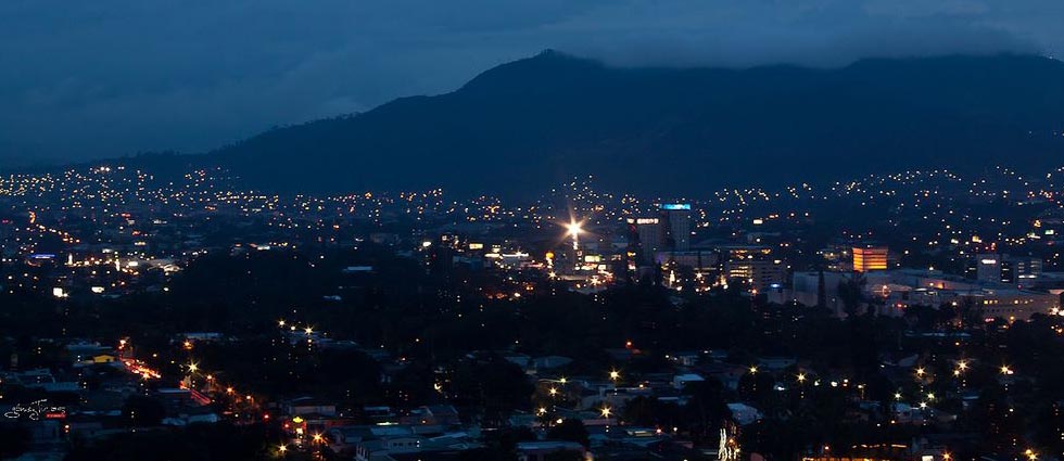 Esta noche no lloverá en la mayor parte de El Salvador y solo se esperan lluvias puntuales