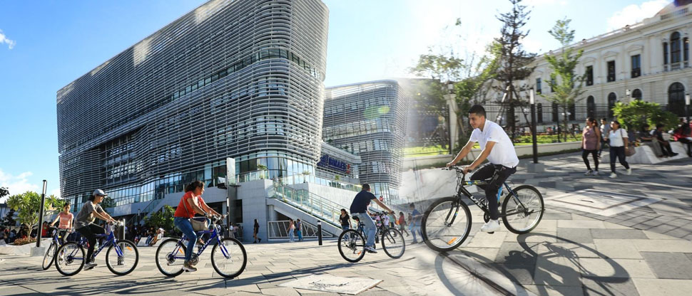 Obras Públicas facilita préstamo gratuito de bicicletas en plazas públicas para estas vacaciones