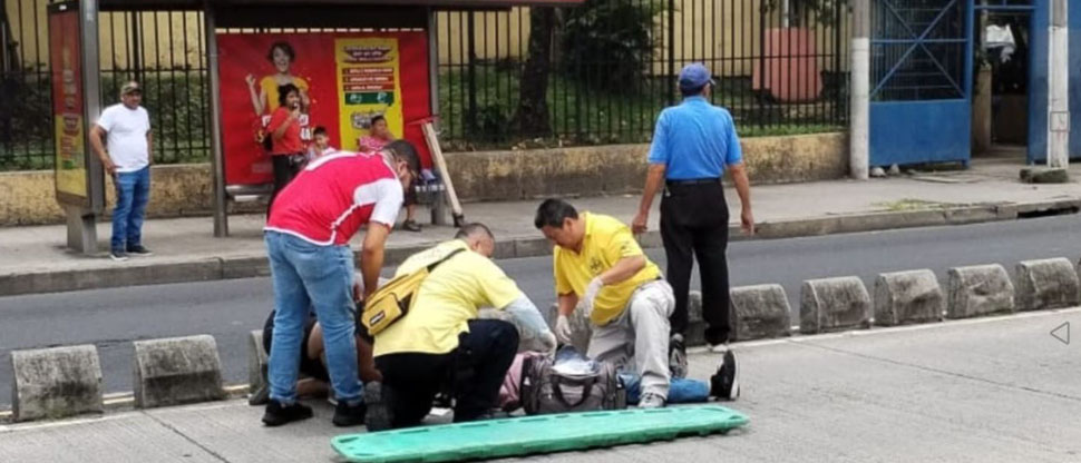 Mujer de la tercera edad fue atropellada por conductor en la Juan Pablo II