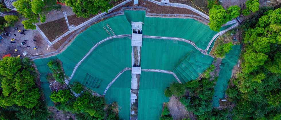 MOP entrega trabajos de mitigación en la residencial Jardines del Bulevar