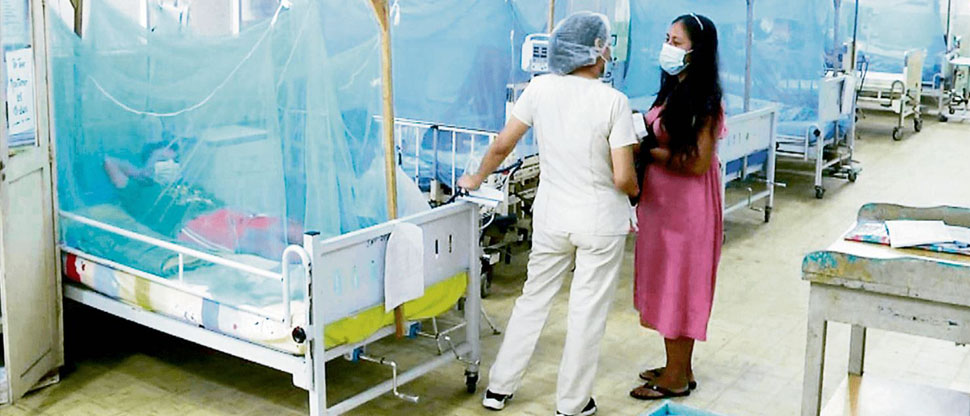 Ministro de Salud destaca que el trabajo para combatir el dengue nos convierte en el país con menos casos