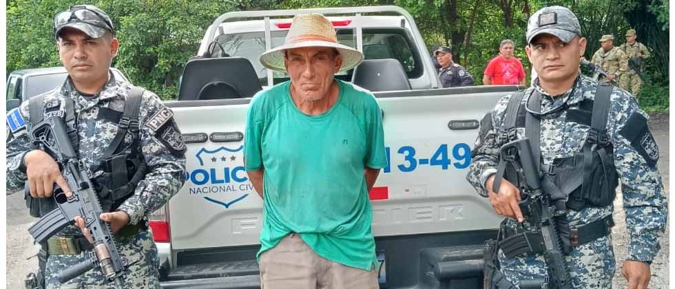 Capturan sujeto que le quitó la vida a una mujer esta mañana en San Vicente