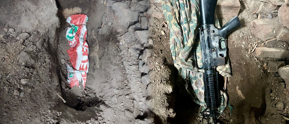 Tras denuncia ciudadana, militares localizan fusil que pandilleros escondían en casa abandonada