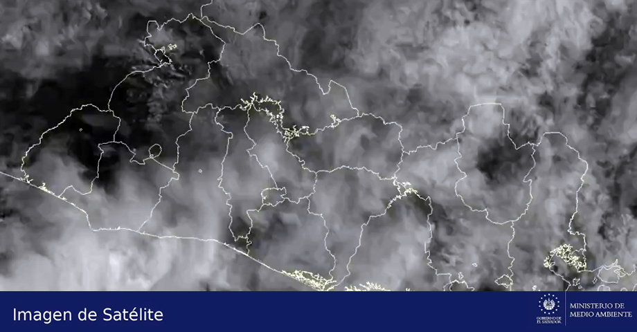 MARN: Satélite muestra el ingreso de nubosidad y lluvias puntuales desde la zona costera del país