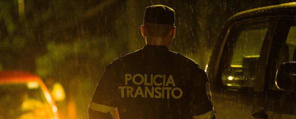 Arrestan a 5 conductores peligrosos en cercos antidoping