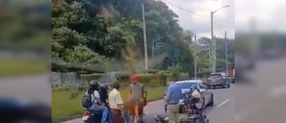 Motociclista termina en el hospital tras accidentarse en San Marcos, San Salvador