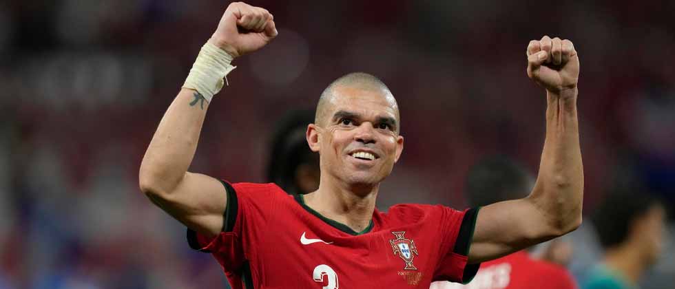 Pepe se retira del fútbol a los 41 años