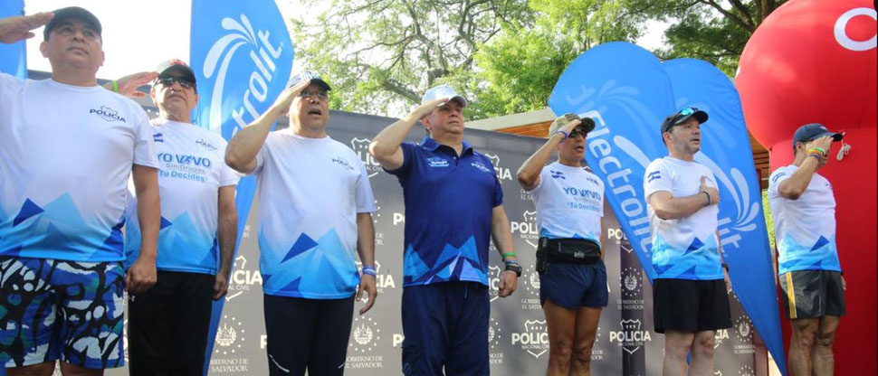 Ministros de la Defensa, Justicia y Seguridad y director de la PNC se sumaron al Festival Atlético Policial