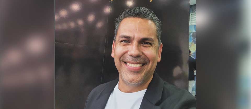 Roberto Acosta celebró sus 47 años con sus hijos