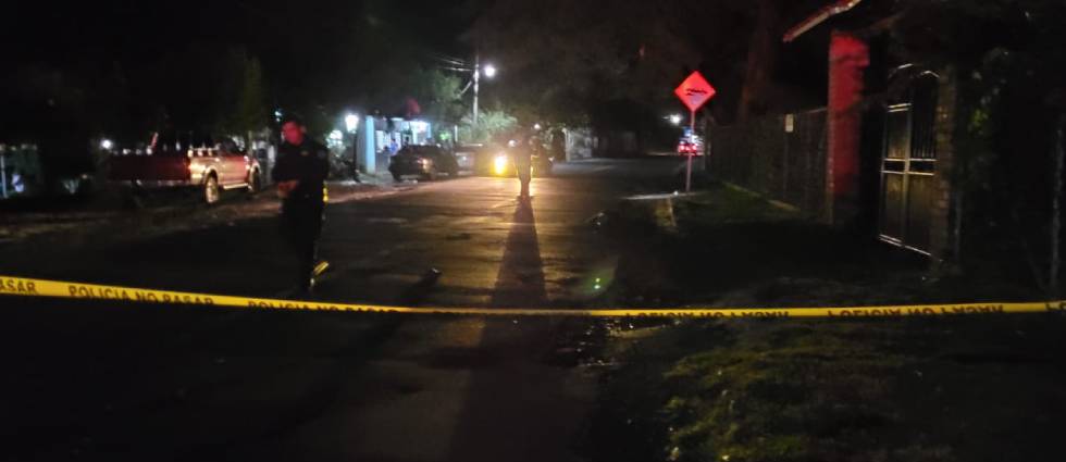 Hombre pierde la vida a manos de un automovilista que huyó de la escena