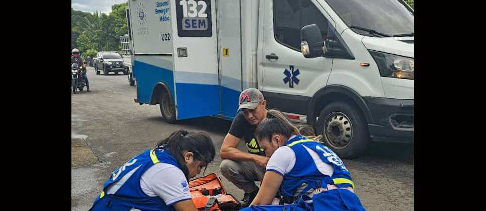 Mujer resulta lesionada tras fuerte siniestro vial carretera a Sonsonate