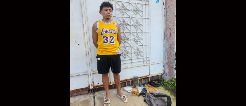 Capturan a sujeto en flagrancia con varias porciones de droga en Usulután