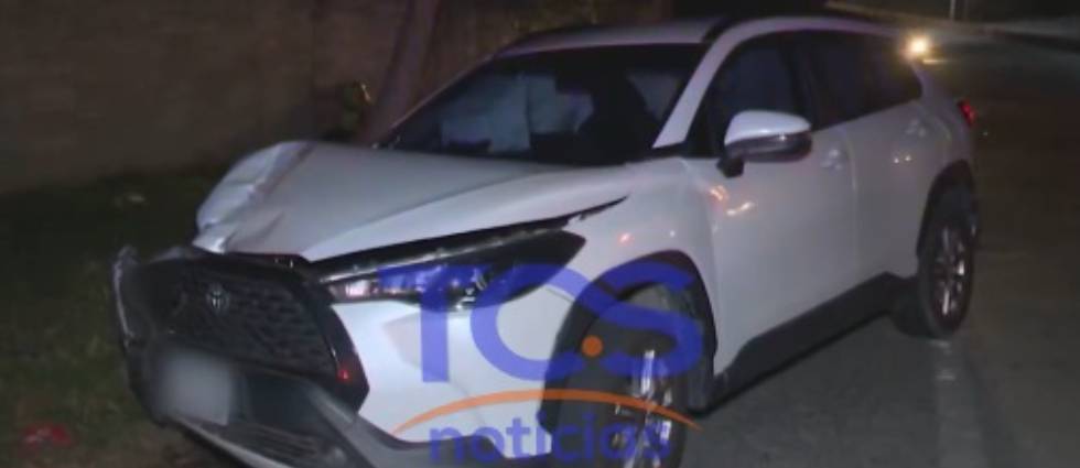 Mujer arrolla a dos motociclistas e intenta darse a la fuga: fue arrestada por la PNC