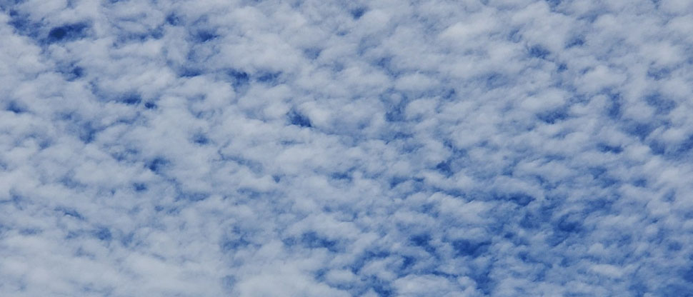¿Vuelve a temblar? Salvadoreños viralizan foto de curiosa formación de nubes