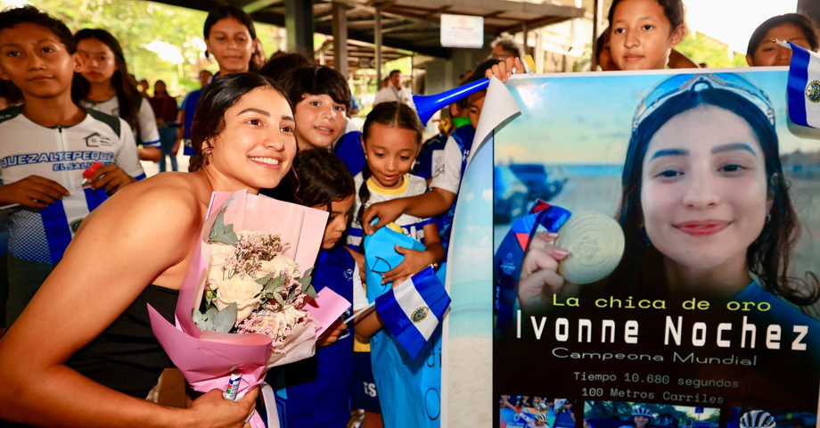 Ivonne Nochez, la campeona mundial del patinaje ya está en casa