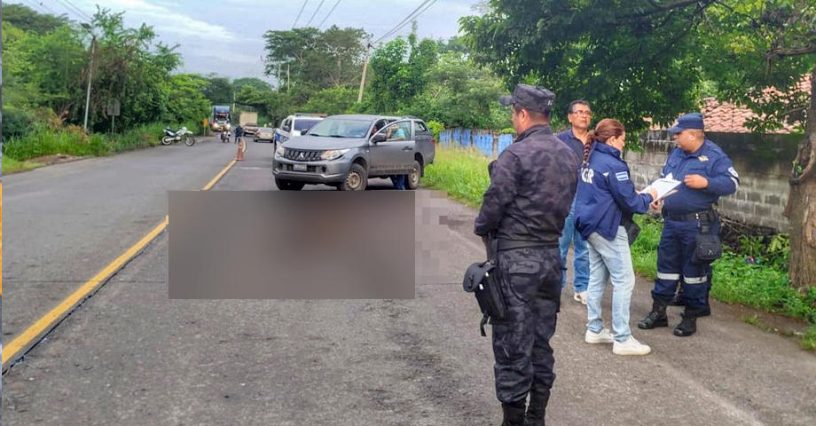 Acompañante de motociclista pierde la vida tras accidente en carretera de San Miguel