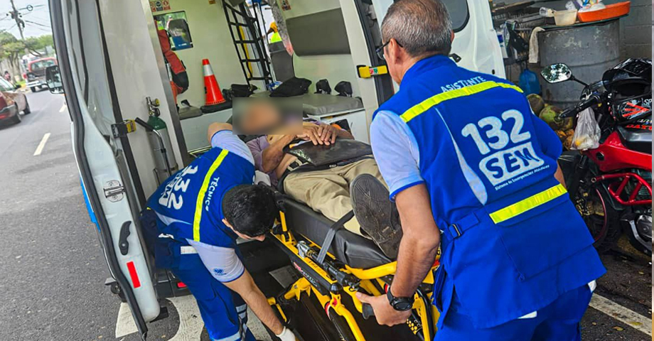 Señor de 84 años resulta gravemente lesionado tras ser embestido por un motociclista