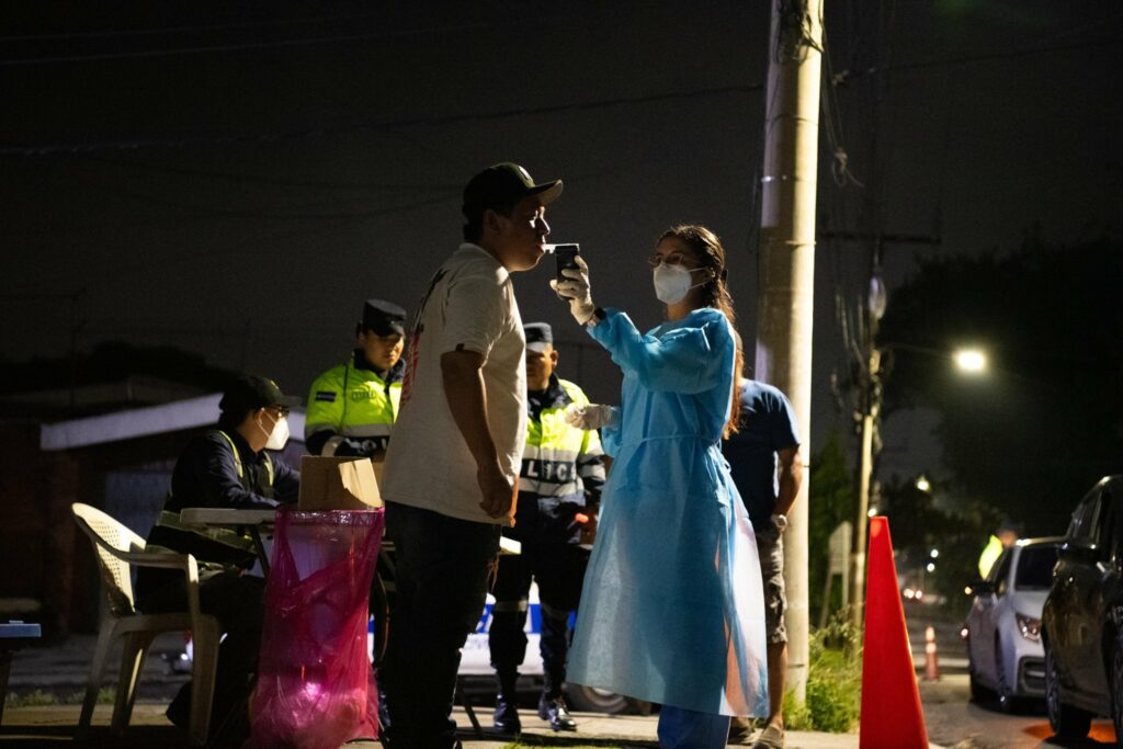 Sacan de circulación a conductores temerarios en Oriente