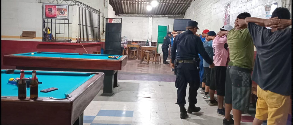 Realizan operativo en busca de ilícitos en centros de tolerancia en varios puntos del país