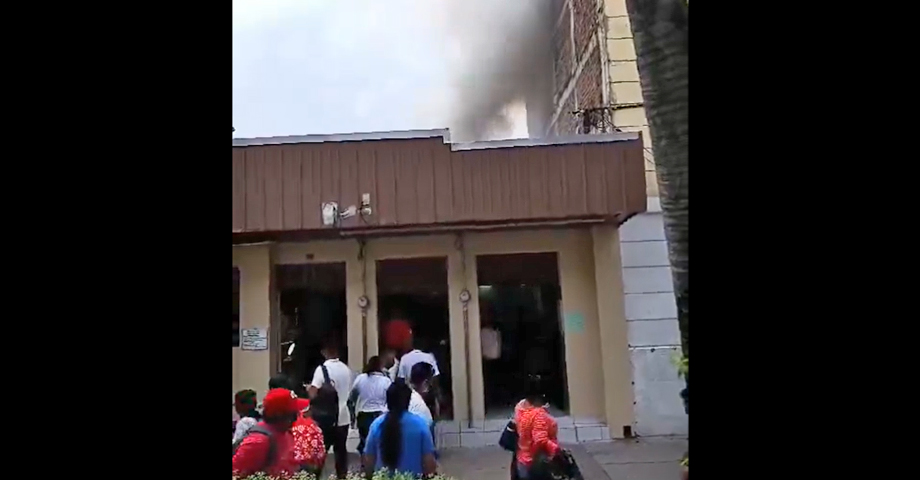 Se reporta conato de incendio en restaurante en el centro de San Salvador