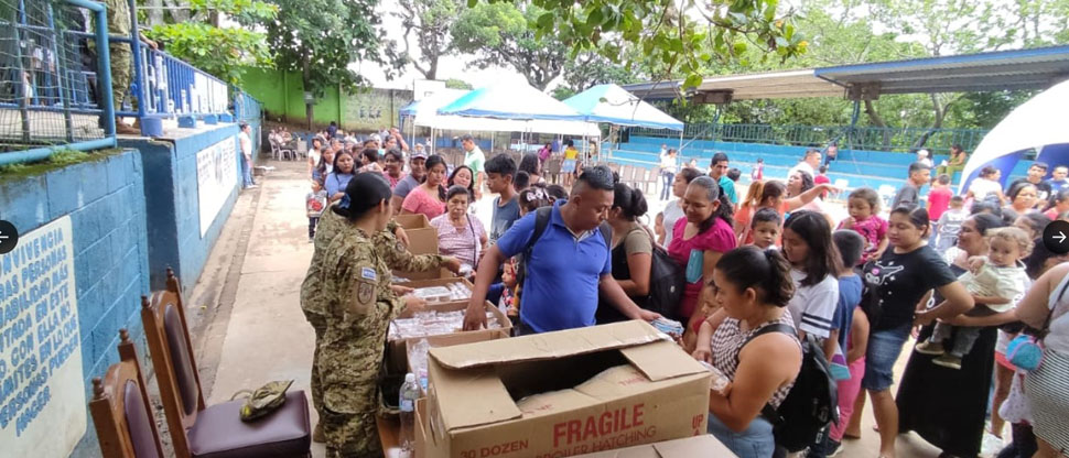 Fuerza Armada beneficia con jornadas médicas a 1,250 familias de Ahuachapán