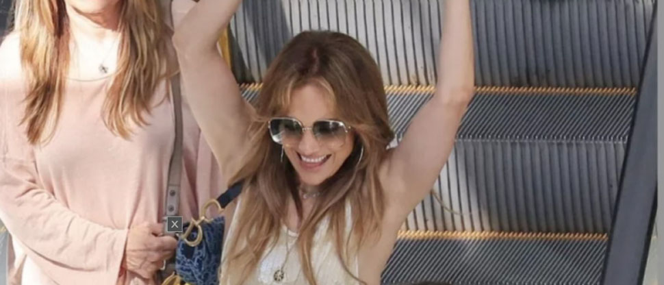 Captan a Jennifer López, feliz y bailando tras anunciar su divorcio