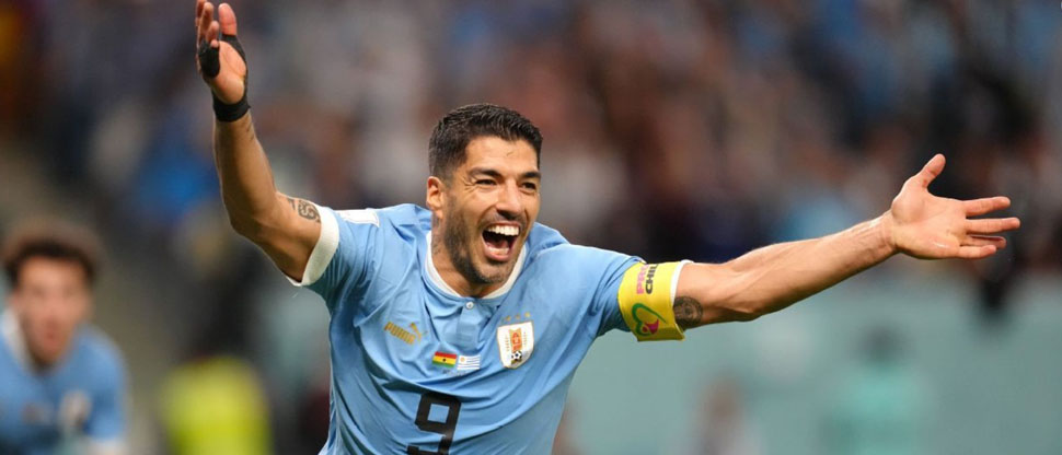 Entre lágrimas, Luis Suárez anuncia su retiro de la selección uruguaya